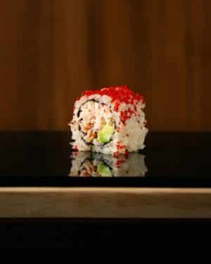 California-maki-take-away-restaurant-kintsugi.jpg