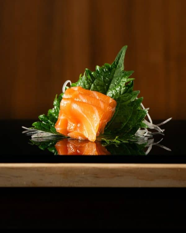 Shake-maguro-sashimi-TAKE-AWAY-RESTAURANT-KINTSUGI-SALMON.jpg